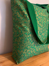 Tote bag - emerald green and gold curly geometric